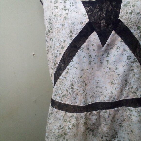 BCBG Generation Blouse Women S Sleeveless Lace Detail Lightweight Print Peach - Picture 5 of 15